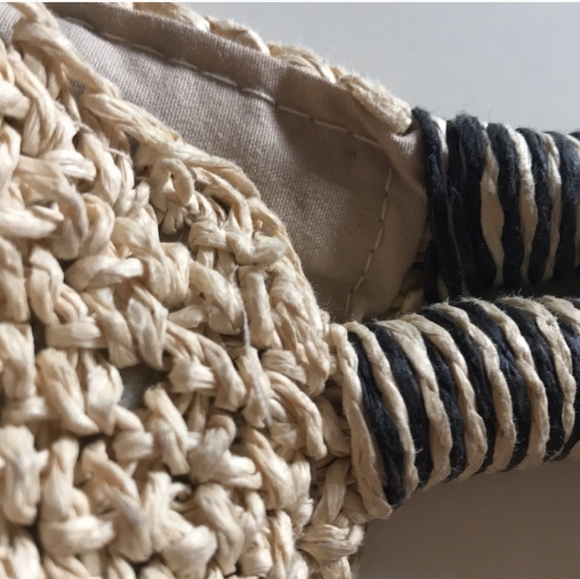 Topshop straw pom-pom purse - Picture 9 of 15